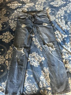empyre pants color blue Used but In Good Condition.