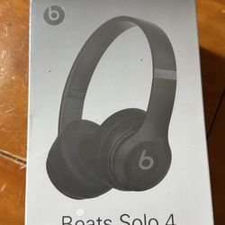 Beats Solo 4