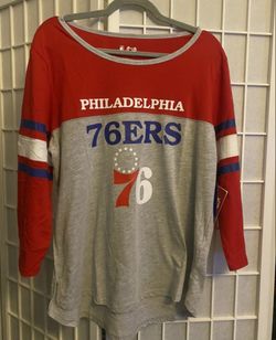 The Philadelphia 76 long sleeve shirt size XL
