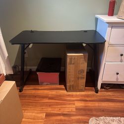 Gamer Desk And Chair