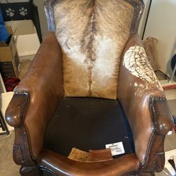 leather And Cowhide Oversized chair FREE