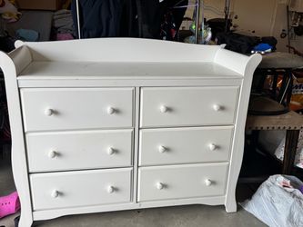 kids dresser