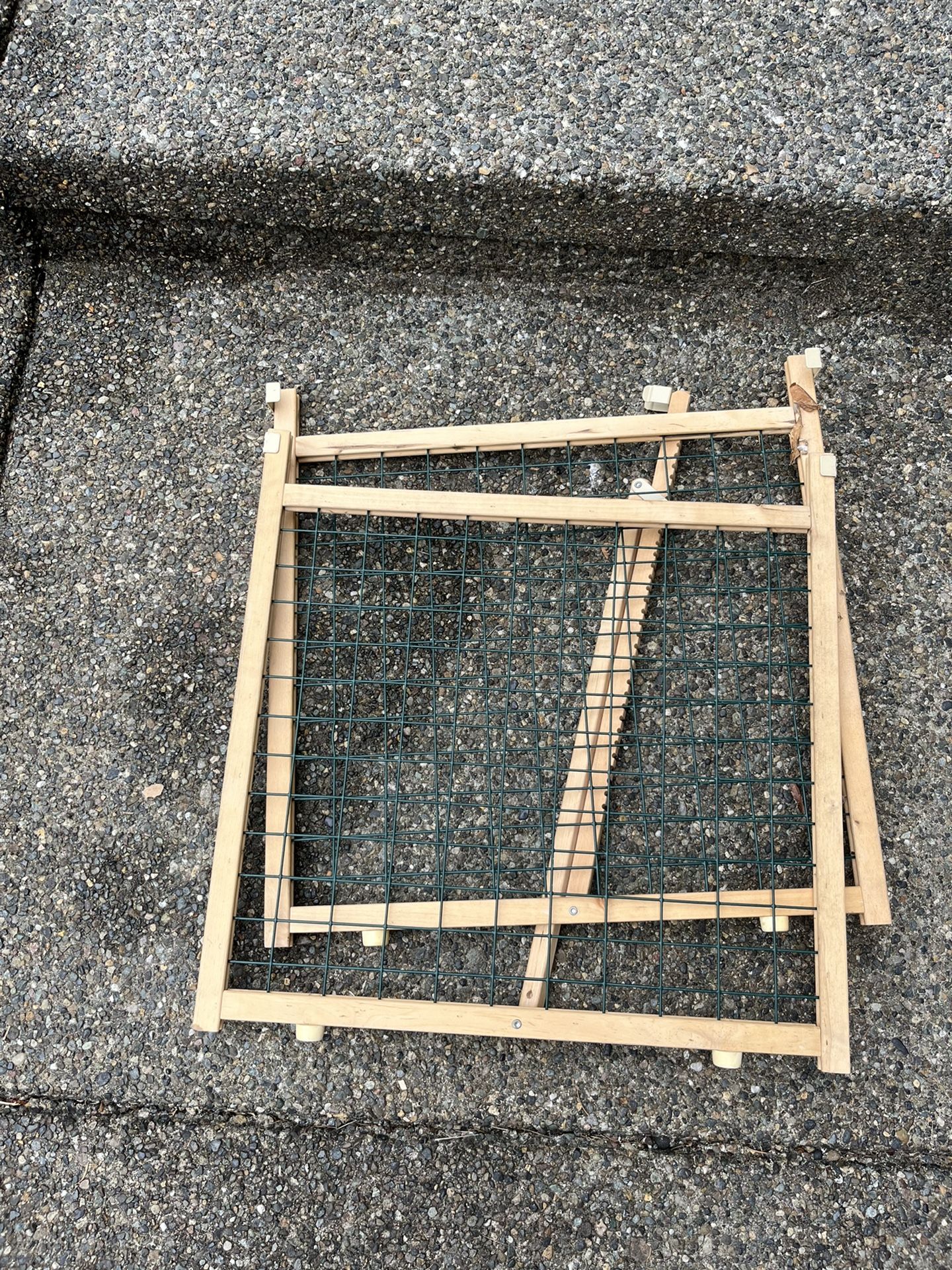 Dog Kids Stairs Door Wooden Adjustable Gate