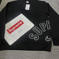 Supreme x Nike crewneck, black, size L. Still has tags and comes with Supreme bag.