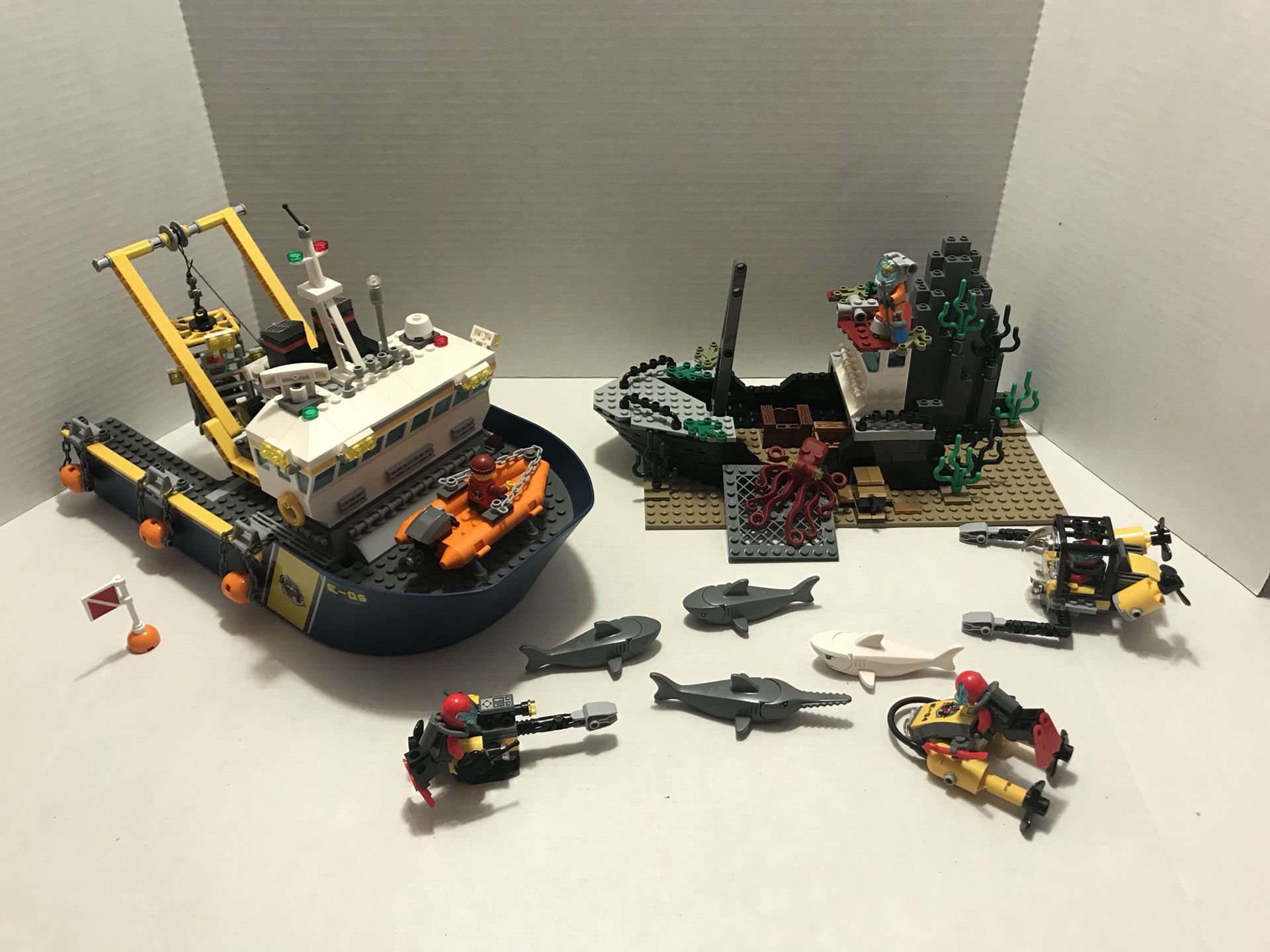 LEGO City Deep Sea Vessel
