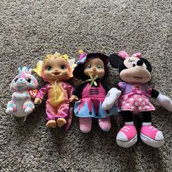 Set Of Girl Dolls