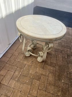 Vintage French Provincial Round Accent Table | Ornate Sculptural Base