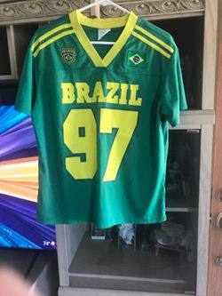 Woman Brazil shirt size medium