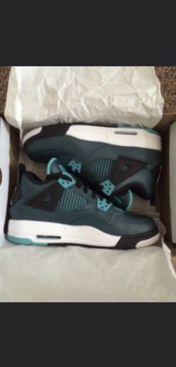 Jordan 4’s