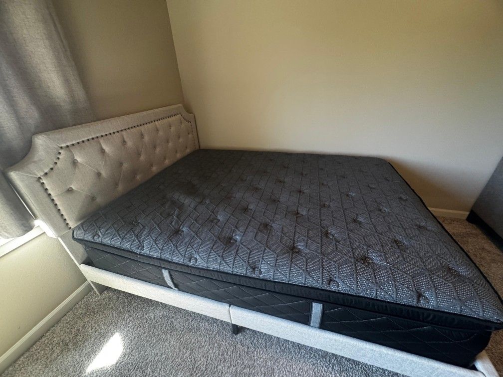 Queen Size Bed Frame And Plush Mattress