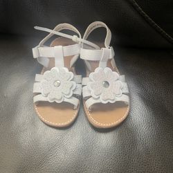 New Sandals Size 9 toddler