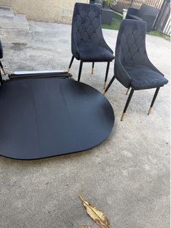 Comedor 4sillas aterciopeladas 40/52