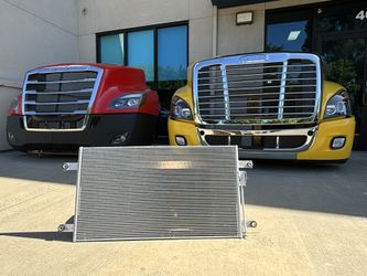 2018+ Freightliner Cascadia AC Condenser 
