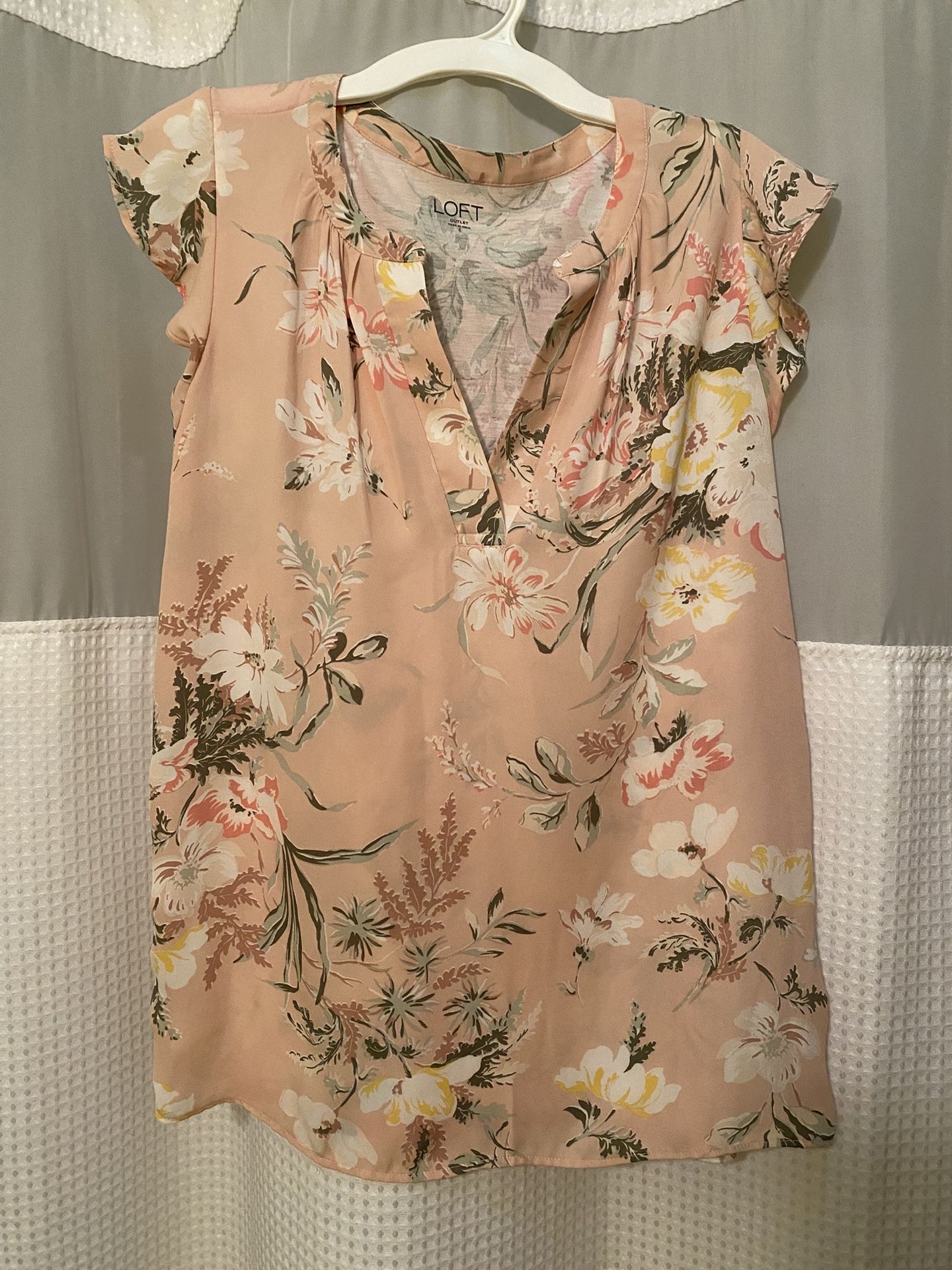 Ann Taylor Loft Blouse (s)