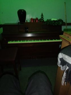 Janssen Piano