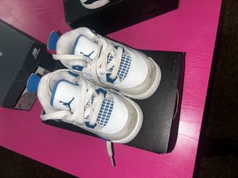 Jordan 4  size 5c