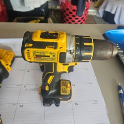 DeWalt DCD790 20V Brushless Cordless Drill Driver