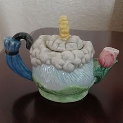 April Showers Creamer 