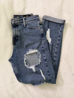 Fashion Nova Rip Jean