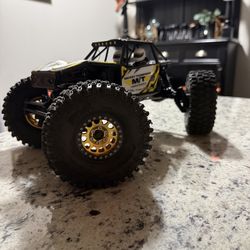 Axial Capra 4WS UTB18 rc crawler