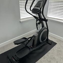 NordicTrack Elliptical E7.52 - Almost New
