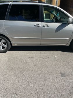 2004 Toyota Sienna Xle V6