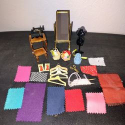 Miniature Dollhouse Furniture Sewing Room Singer Machine VTG