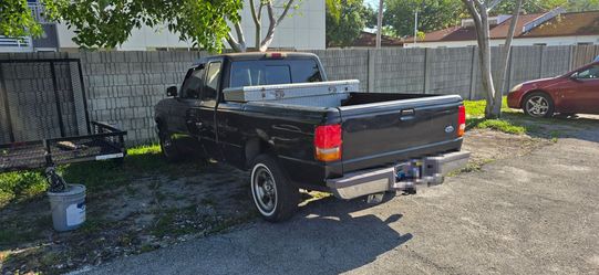 1997 Ford Ranger XLT Extended Cab 5-Speed Clean Title