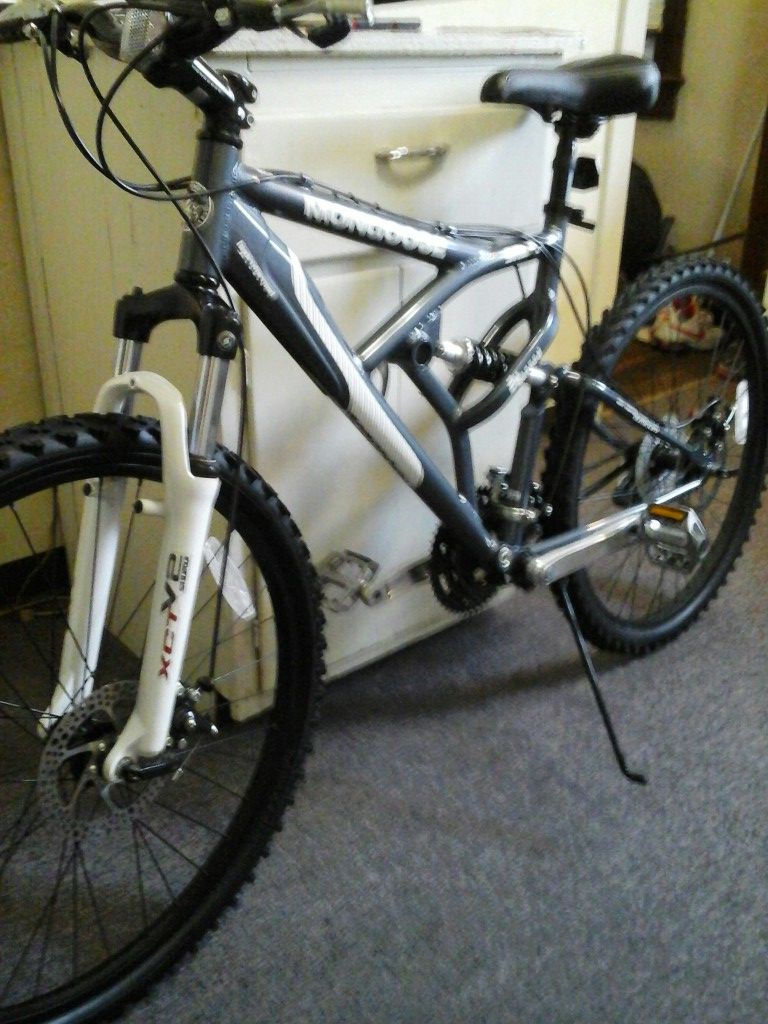Mongoose Snare XCT V2 Mountain Bike 24 speed 26 inch New for Sale in Dunmore PA OfferUp