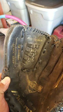 Softball glove youth