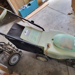 Free Neuton Lawn Mower