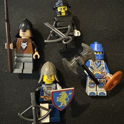LEGO Vintage Castle Knight minifigures