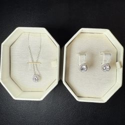  Swarovski Angelic Pendant + Constella Stud Earrings  