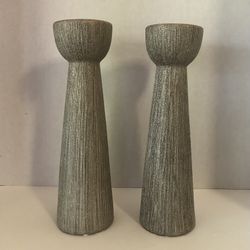 🙋‍♀️ Pair of Gold Textured Candle Holders