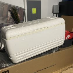 Large Fishing Cooler 