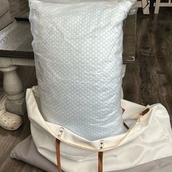 1 Pair Of Cooling Pillows