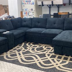 New X-Large Sleeper Sectional Couch / Free Delivery 