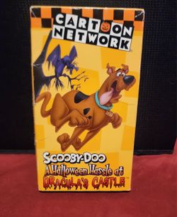 Scooby-Doo - A Halloween Hassle at Draculas Castle (VHS, 1997)
