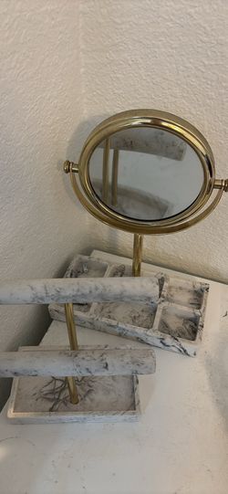 Jewelry organizer