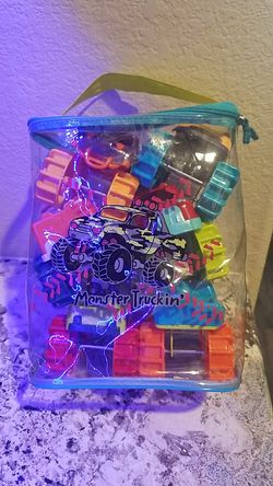 New - Battat Mini Monster Trucks – Set of 6 Mini Trucks in Storage Bag