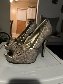 Guess High Heels Size 6.5 35$ Pick Up And Cash Only 