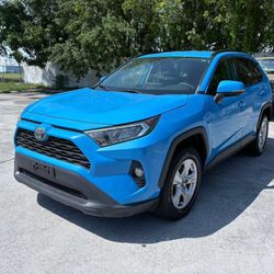 2020 Toyota RAV4 Xle 