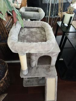 BRAND NEW 3 TIER XAT CONDO