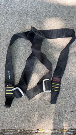Climbing chest harness