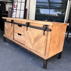 Farmhouse tv stand with doors and drawers