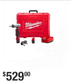 Milwaukee Cordless M12 PEX EXPANDER Tool Kit with Case