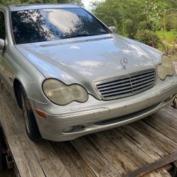 2003 Mercedes Benz 240