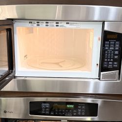 Oven,Microwave, Gas Range To And Dishwasher