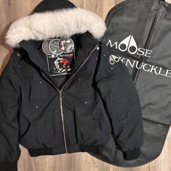 Moose knuckles jacket Size m