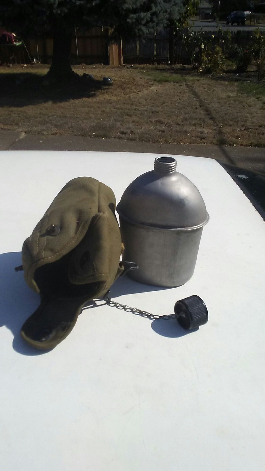 1945 canteen with cover is in excellent condition for the age!!